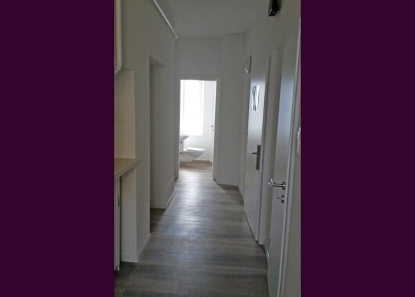 App.2-Hall